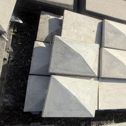 img Chapeaux de piliers